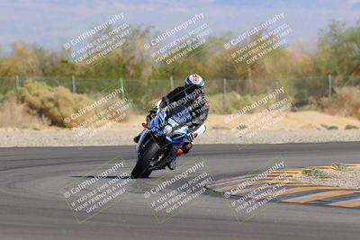 media/Nov-05-2022-SoCal Trackdays (Sat) [[f8d9b725ab]]/Turn 2 (1120am)/